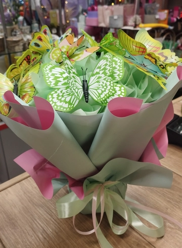 Светящийся букет &laquo;Бабочки счастья&raquo; от интернет-магазина цветов в 