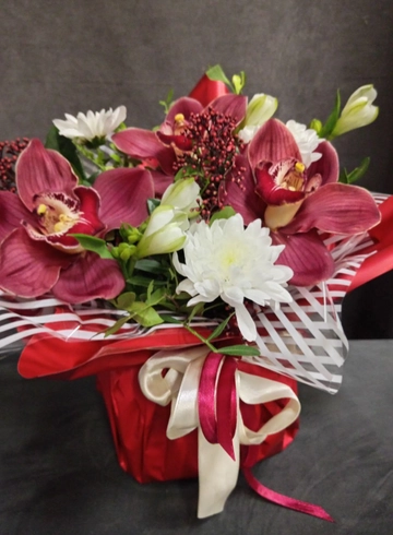 Композиция &laquo; Восторг" от интернет-магазина цветов в 