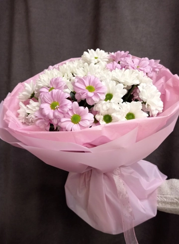 Букет из хризантем &laquo;Зефирка&raquo; от интернет-магазина цветов в 